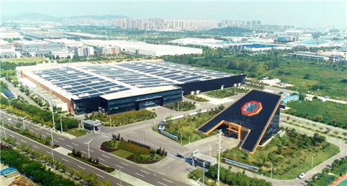 玻璃創造美好世界 一座工廠的兩種玻璃，技術開發引領企業新風向